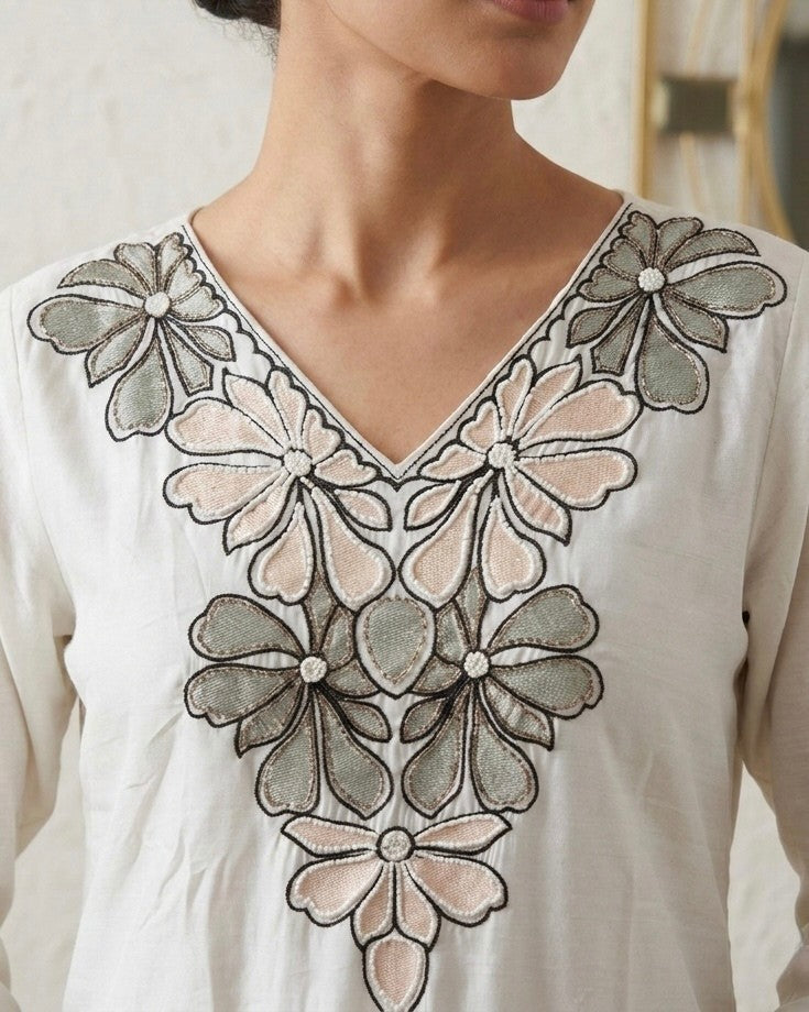 Elegant White Floral Embroidered Kurta Set